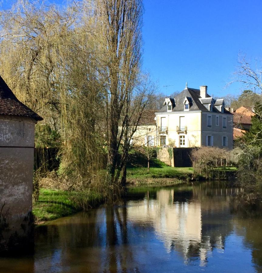 Javerlhac-et-la-Chapelle-Saint-Robert Lapartment Du Perigord מראה חיצוני תמונה