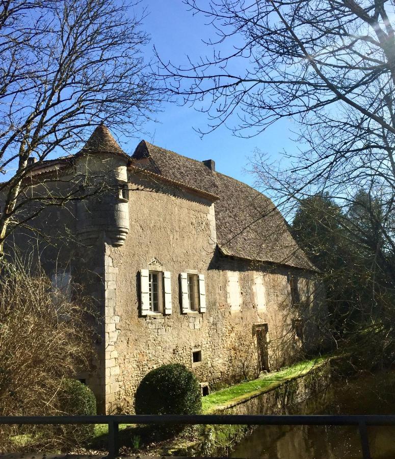 Javerlhac-et-la-Chapelle-Saint-Robert Lapartment Du Perigord מראה חיצוני תמונה